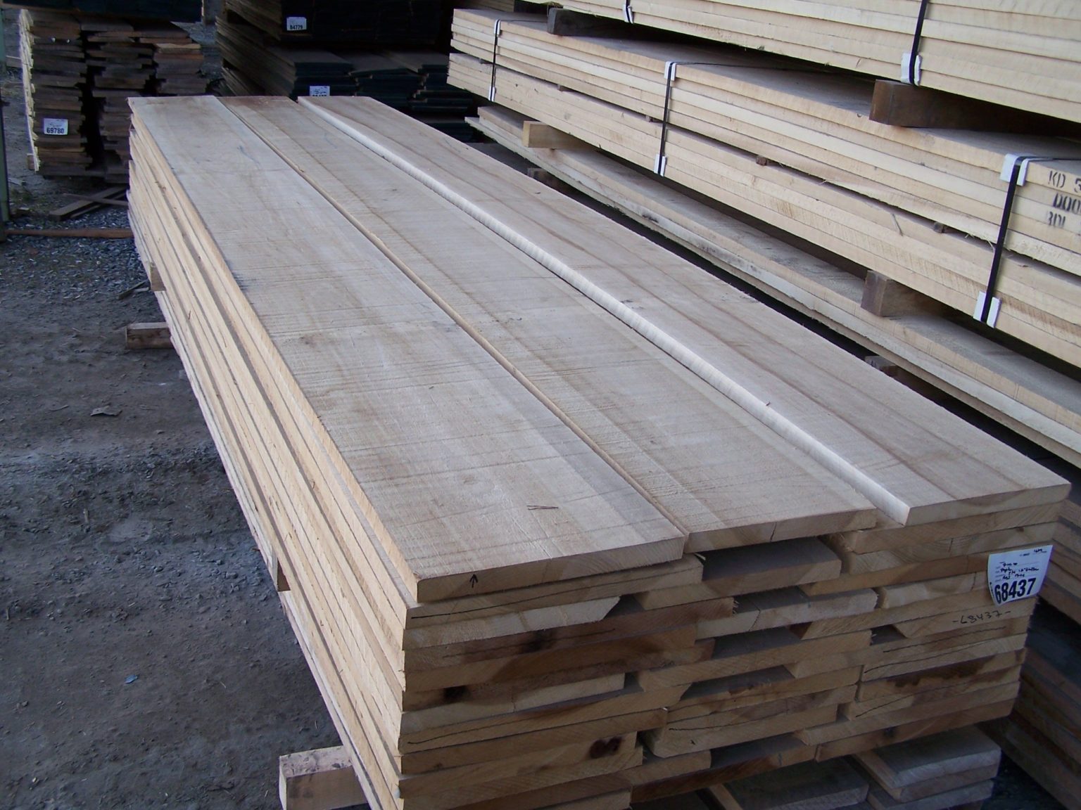 Poplar Lumber Wholesale Suppliers Buy Poplar Wood   PoplarStack 1536x1152 